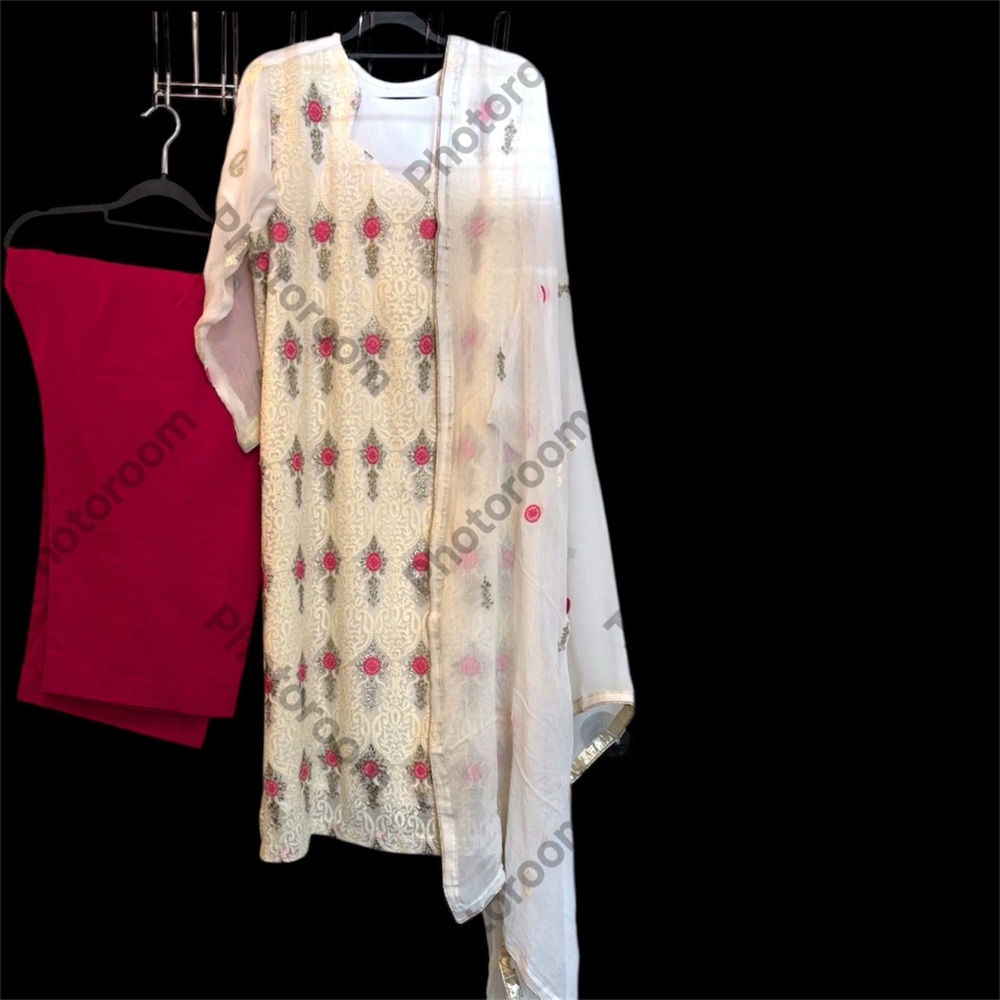 Shalwar kameez XL  BUST 48 inches